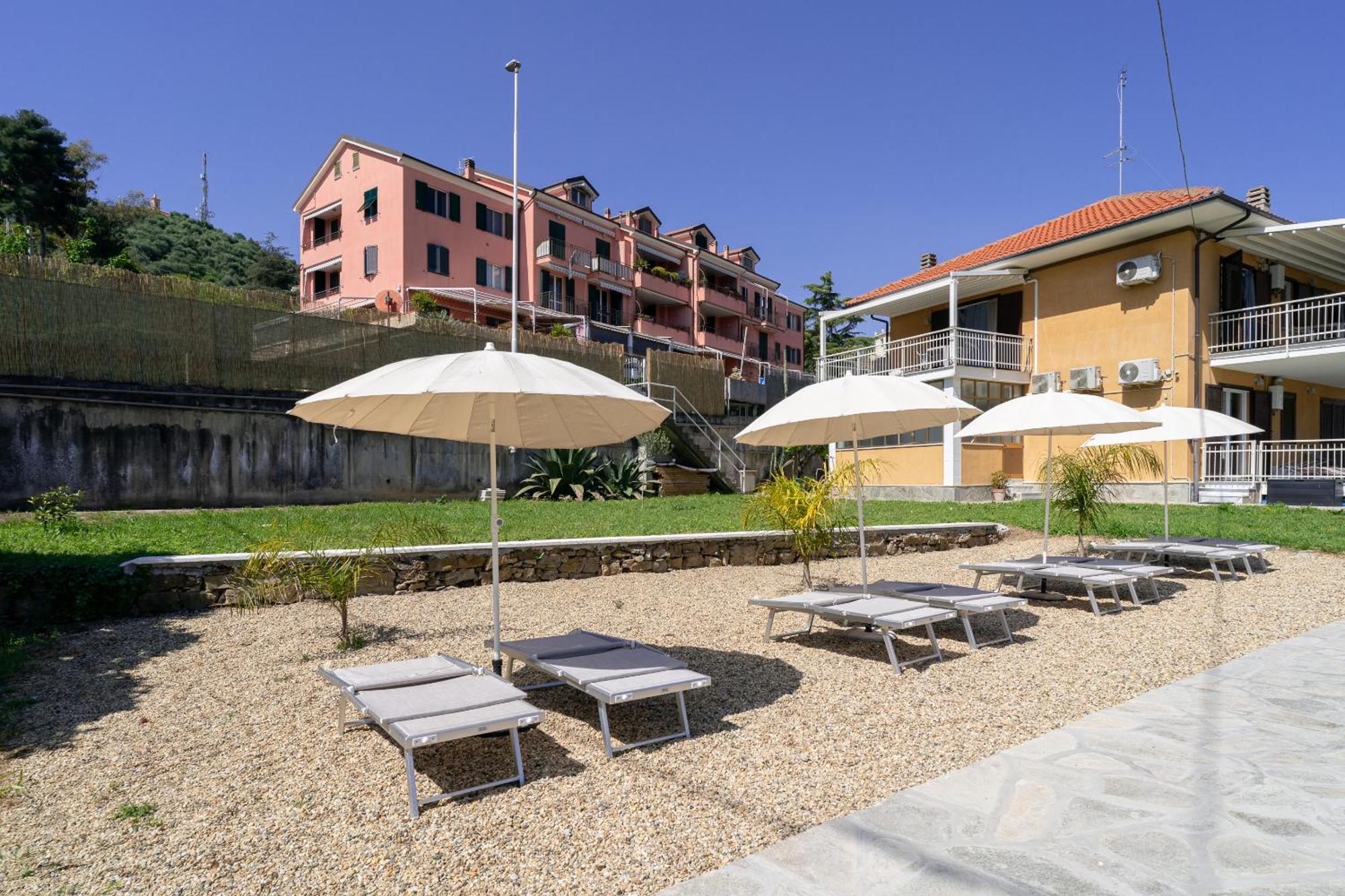 Il Gattino Di Porto - Apt 5 - Bilocale Terrazzo Piscina Imperia Εξωτερικό φωτογραφία